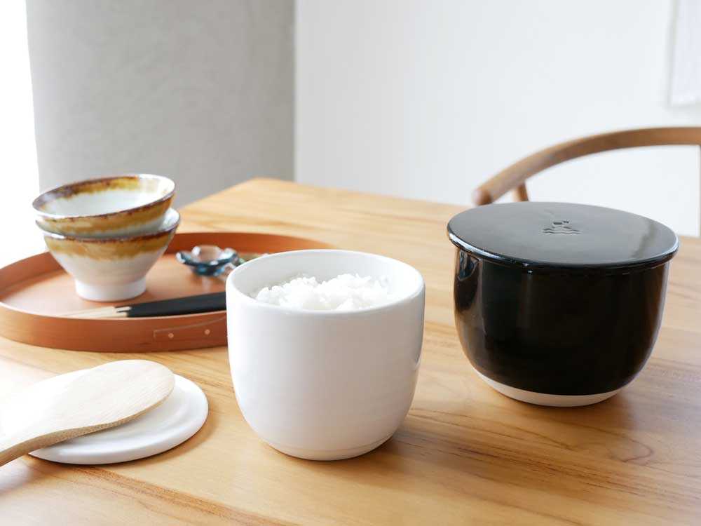 かもしか道具店の陶の飯びつ、陶器製のご飯容器