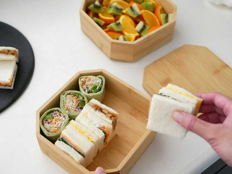 伝統的な竹製のお重箱