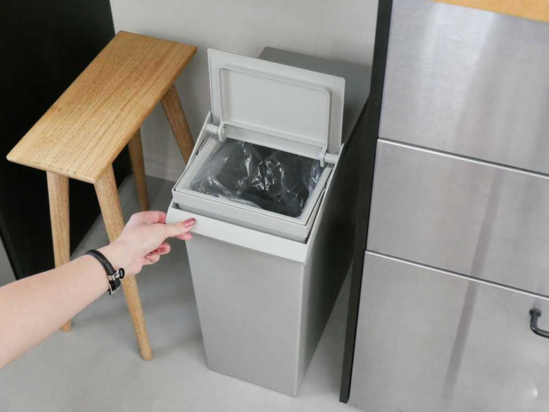 【SOLOW】棚下で使えるスリムダストボックス レバーオープン