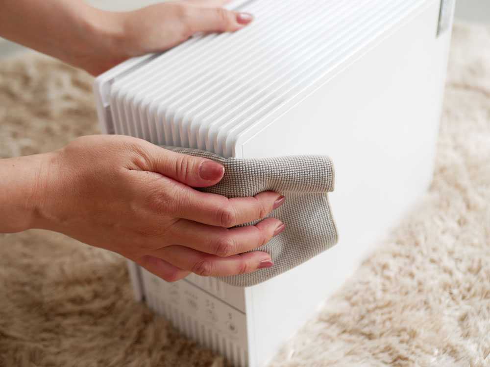 ドウシシャの置き場所を選ばない薄型空気清浄機