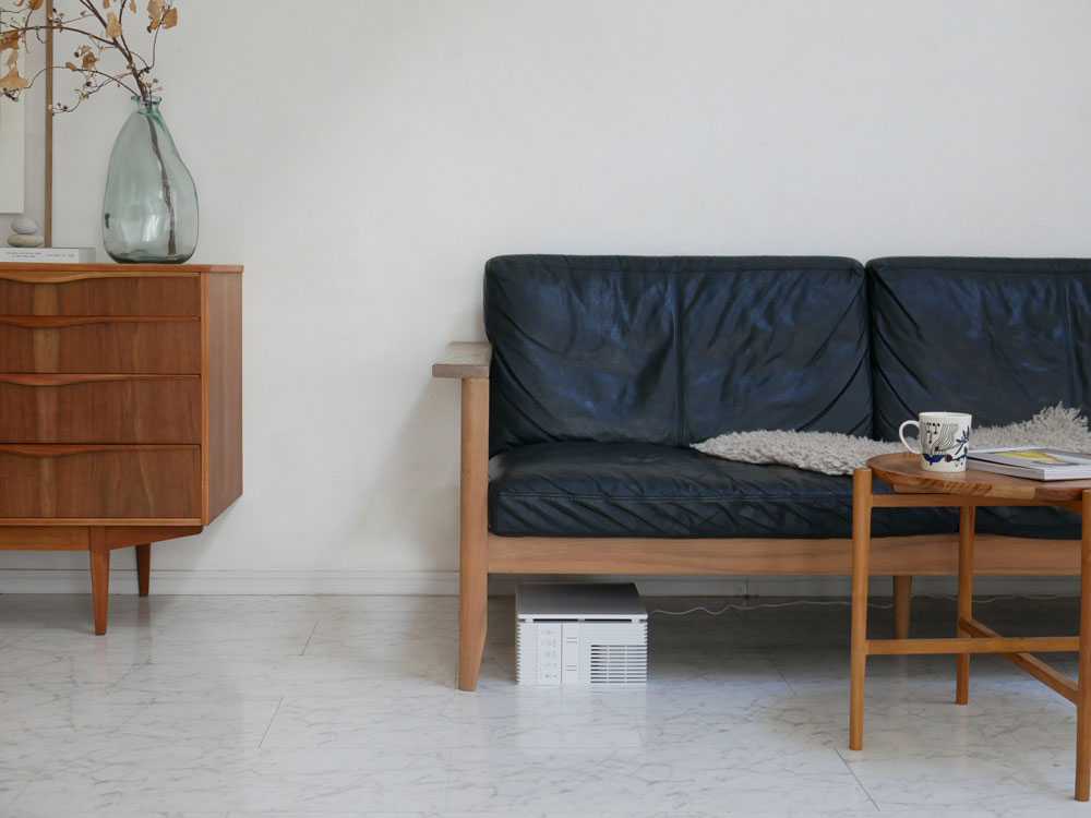 ドウシシャ薄型空気清浄機本体