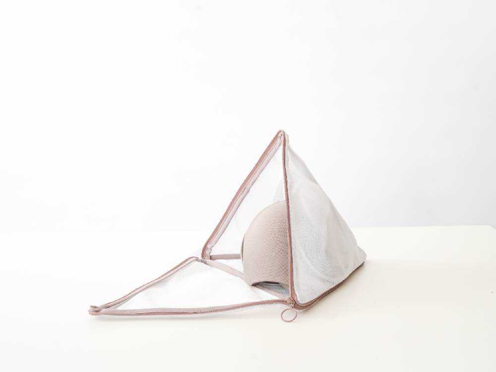 ピンク色のフジエイピラネット洗濯袋