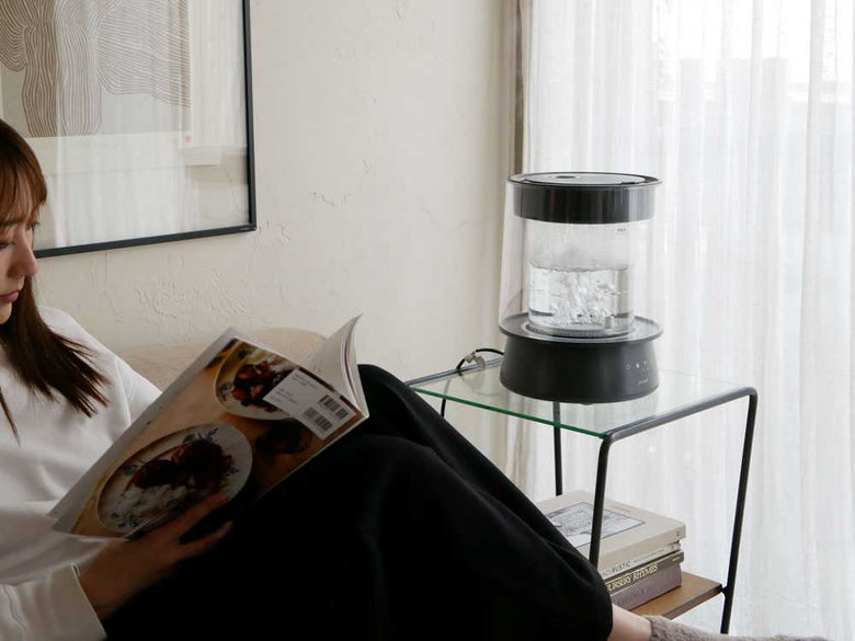 QUADSクワッズガラススチーム加湿器を配置したインテリア