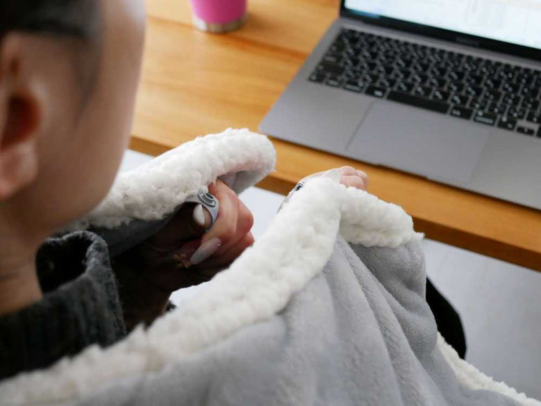 スーパーゴリラのハグ（ブランケット）