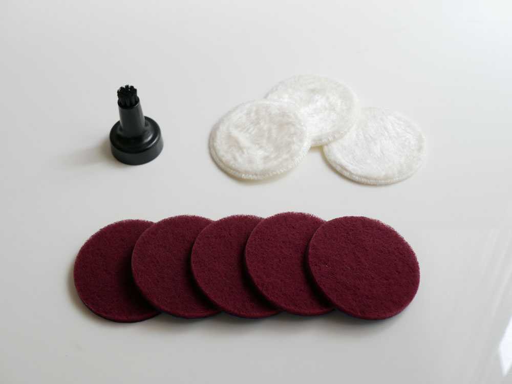 【±0/プラスマイナスゼロ】激落ちくん　コードレス電動ブラシ