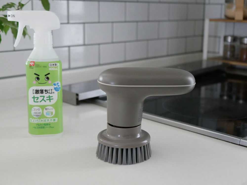 【±0/プラスマイナスゼロ】激落ちくん　コードレス電動ブラシ