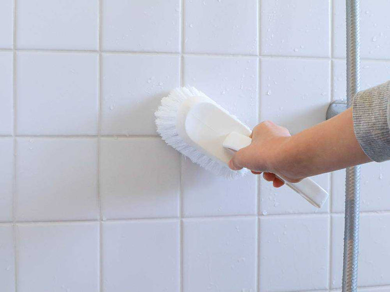 【ナチハマ】洗剤いらずのバスブラシ