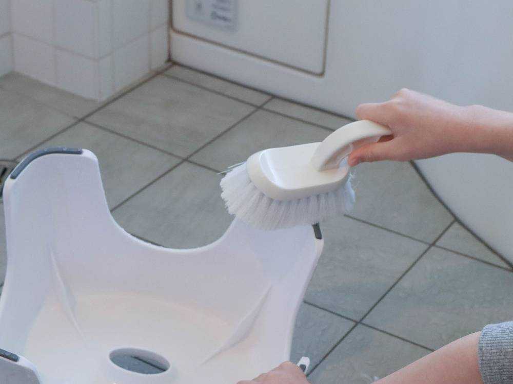 【ナチハマ】洗剤いらずのバスブラシ