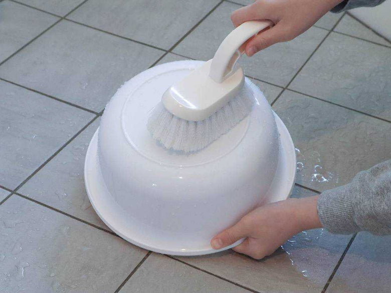 【ナチハマ】洗剤いらずのバスブラシ