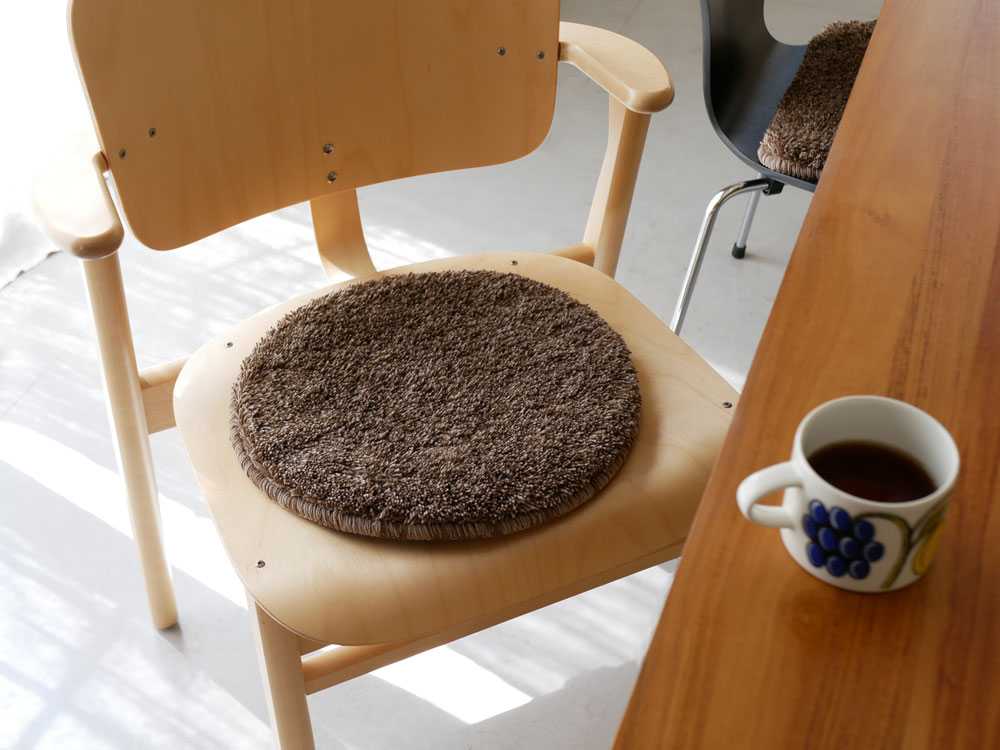 【＆NE/アンドエヌイー】洗える低反発シャギーチェアパッド