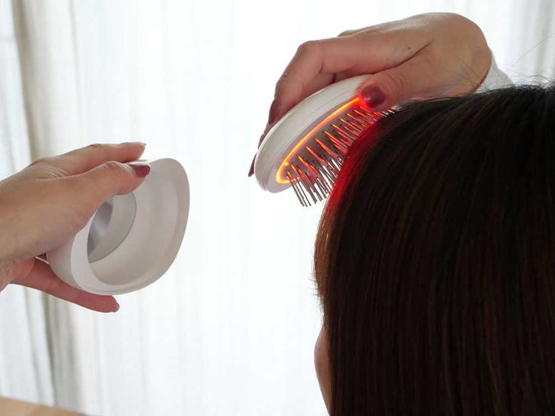 【WAVEWAVE】 頭皮＆髪ケアEMSコンパクトブラシ