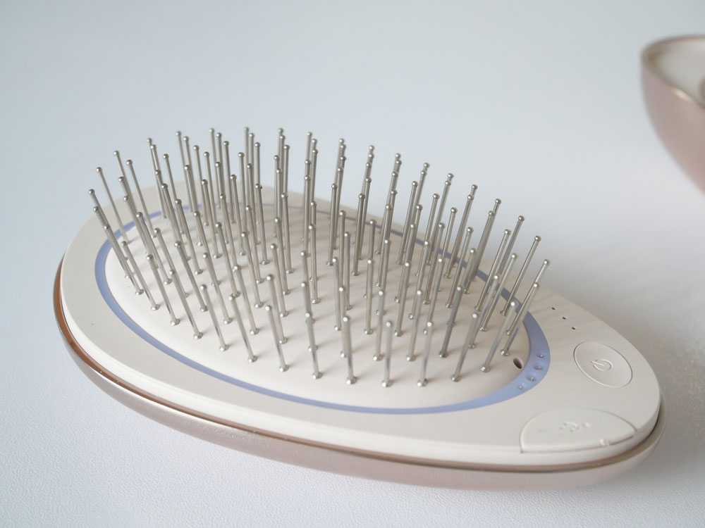 【WAVEWAVE】 頭皮＆髪ケアEMSコンパクトブラシ