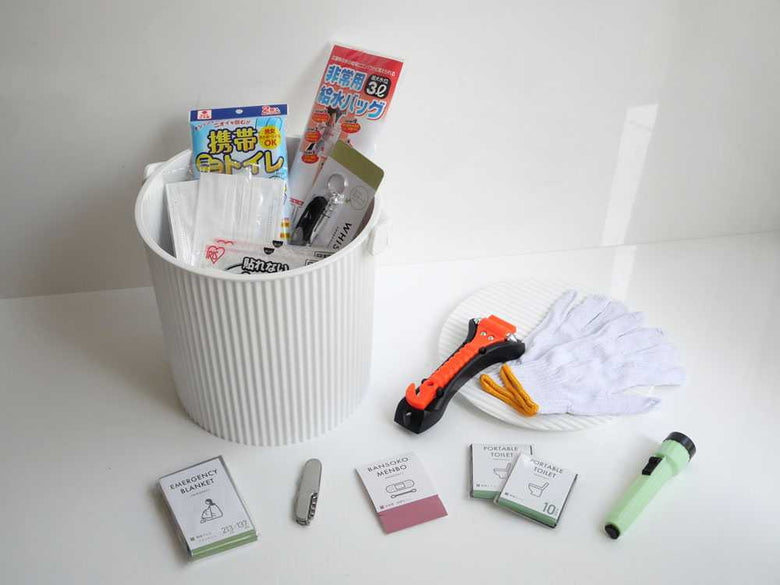 【八幡化成】座れる防災バケツセット オムニウッティ