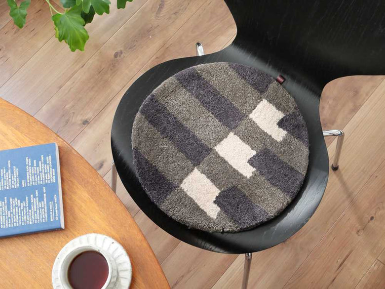 【adepeche/アデペシュ】ウールチェアパット