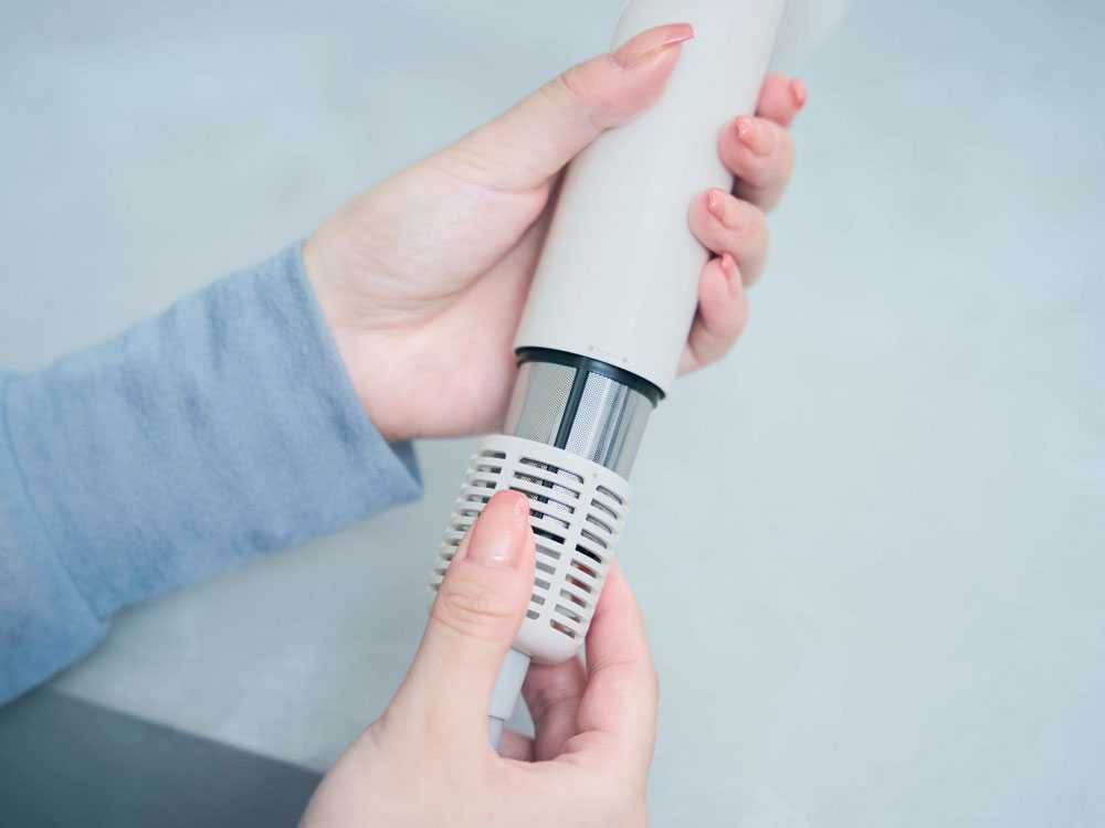 【QUADS】大風量コンパクトイオンドライヤー　BISARAmini