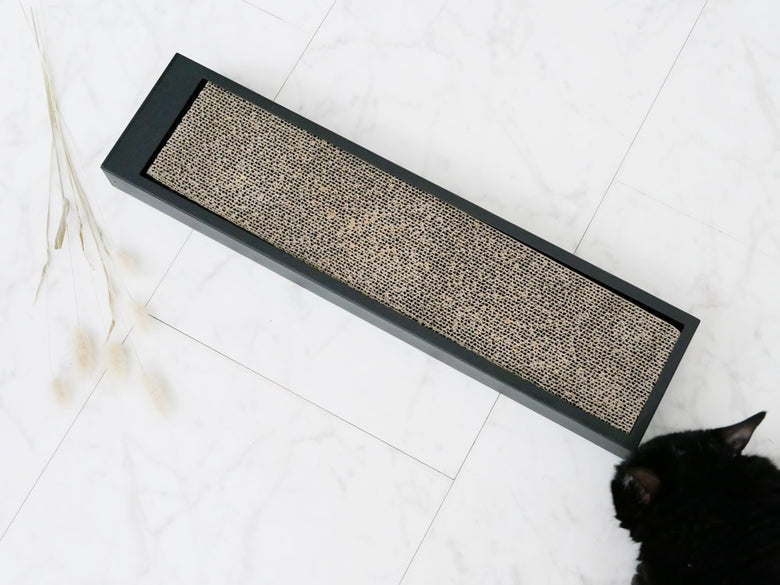 シルバー仕上げの天然素材猫用爪とぎセット