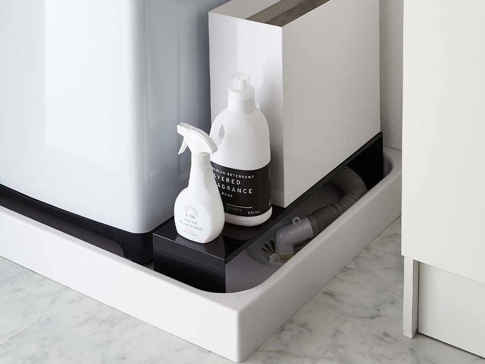 ヤマザキタワー伸縮洗濯機排水口ラック シルバー