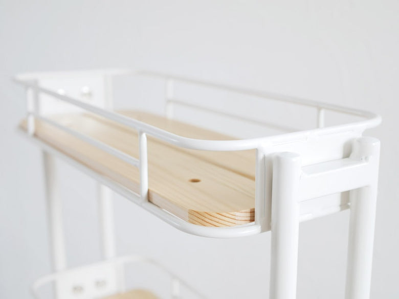 ビーワイケージのスリムワゴン、プラスチック製シェルフ