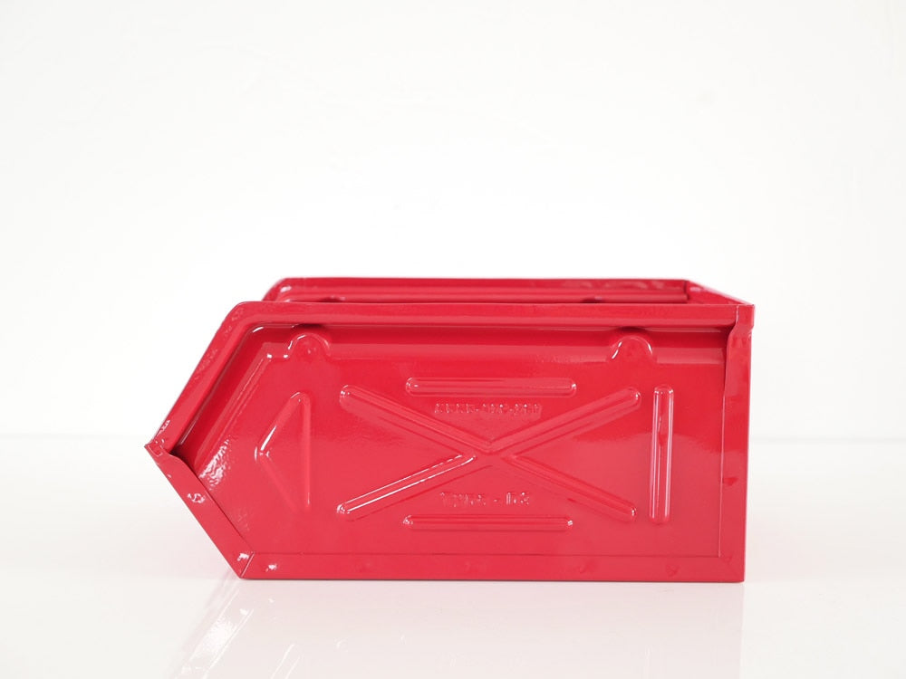 ダルトンの赤いパーツストッカー