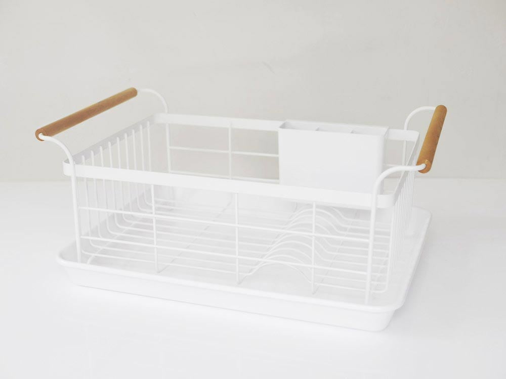 YAMAZAKI製【tosca/トスカ】水切りバスケット。スチールと天然木を使用したハンドル付き収納バスケット