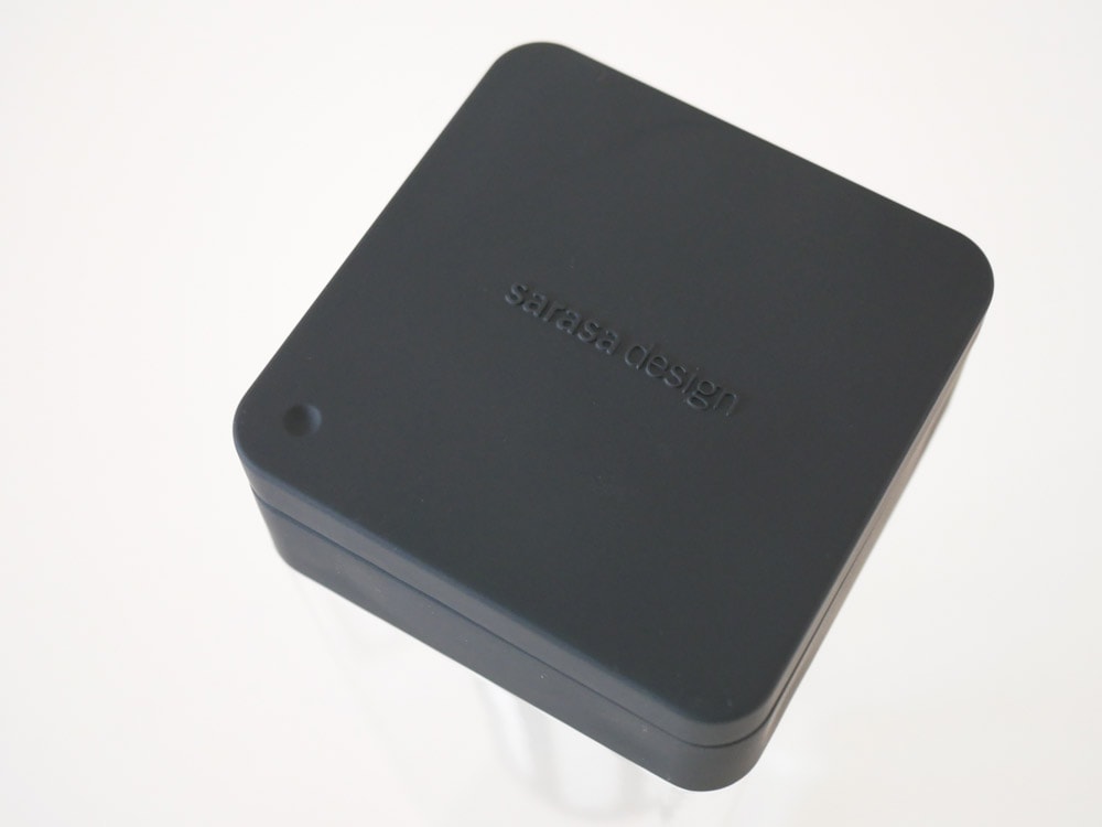 【sarasa design】水出しフィルター付き1.2リットルウォータージャグ、メタクリルとABS素材