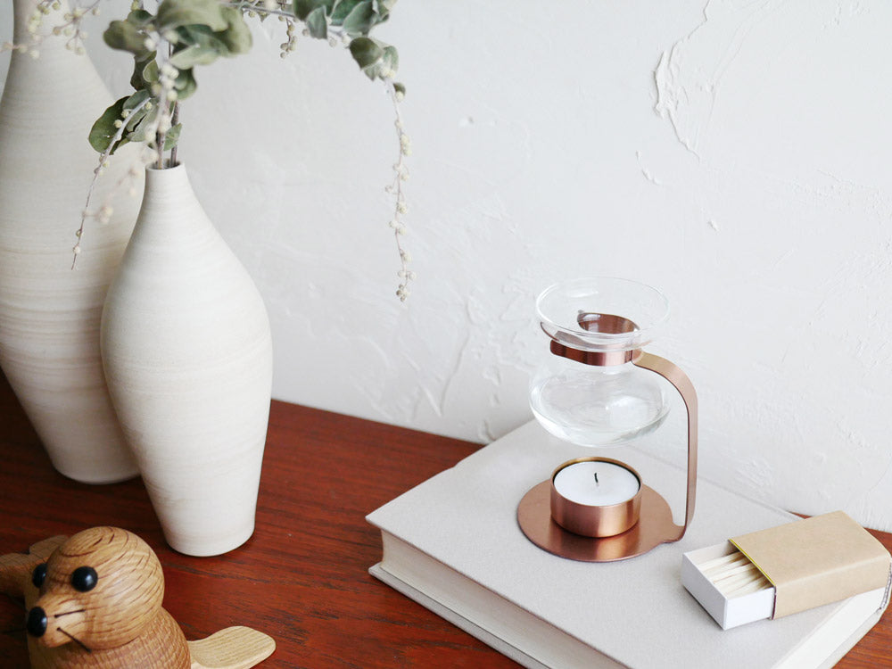 KINTOキントーのアロマオイルウォーマーとガラスカップ