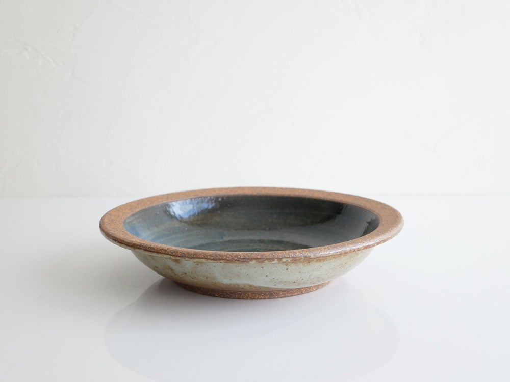 adepecheアデペシュの手作り陶器プレート