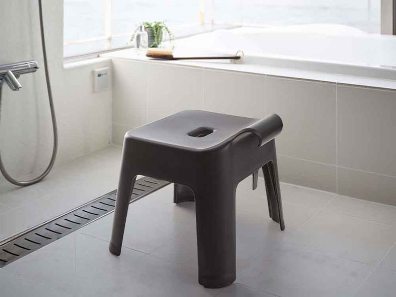 YAMAZAKIタワー引っ掛け風呂イス、プラスチック製