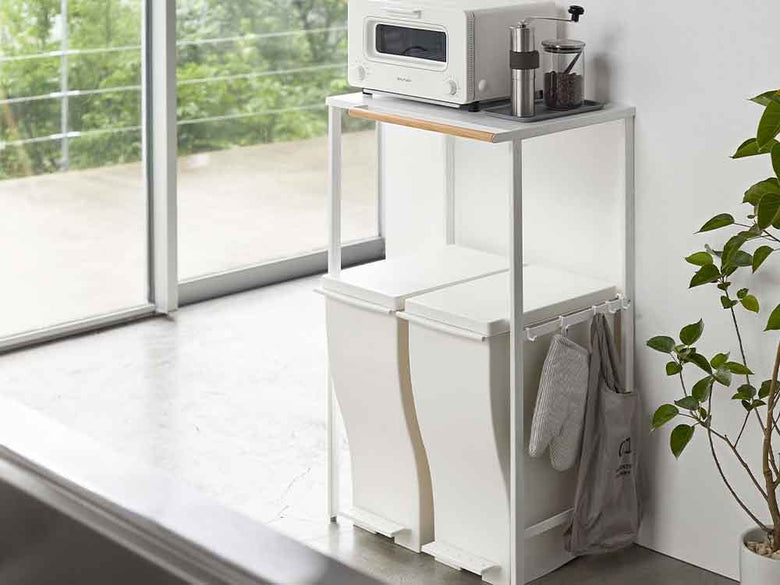 YAMAZAKIタワー伸縮ゴミ箱上ラック、スチール製棚付き