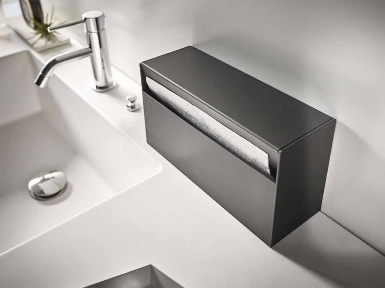 YAMAZAKI/tower製銀色ウォールペーパーホルダー