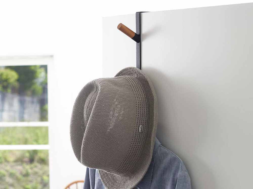 YAMAZAKIタワーのスチール製ドアハンガー