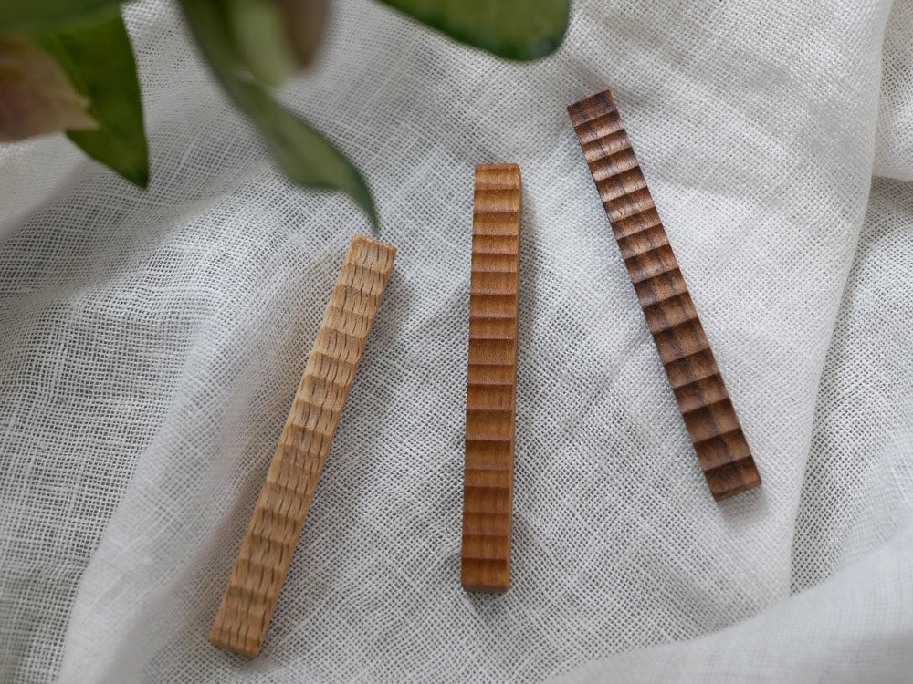 Hinata Lifeの木製カトラリーレスト しのぎ