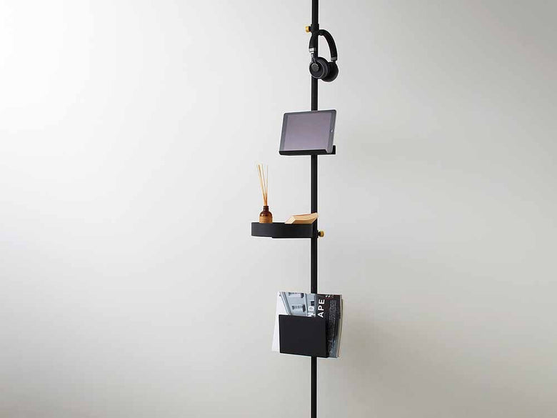 ドローアライン022ブックラックが棚に取り付けられている様子