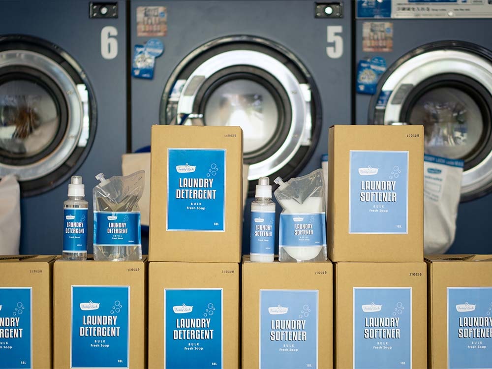 FREDDY LECK 洗濯用柔軟剤リフィルのパッケージ