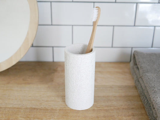 soilブランドの珪藻土トゥースブラッシュスタンド
