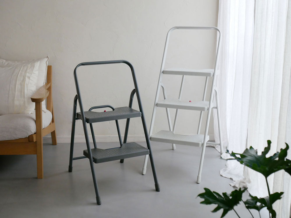 スチール製CB JAPANフォールディングステップ