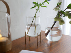 ホーンプリーズのオーバル形リサイクルガラスフラワーベース