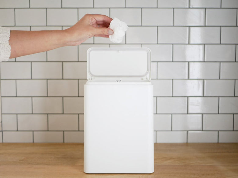 【TUBELOR】ミディアムフラップ密封衛生ゴミ箱