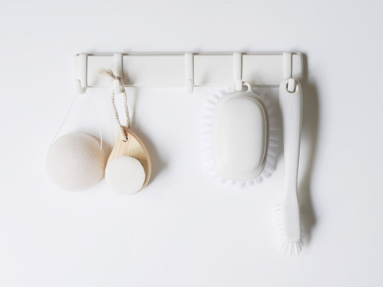 マーナのマグネットフック5連セット