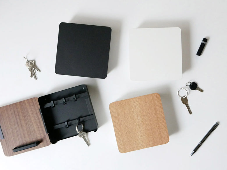 山崎タワーRINの2段マグネットキーフック