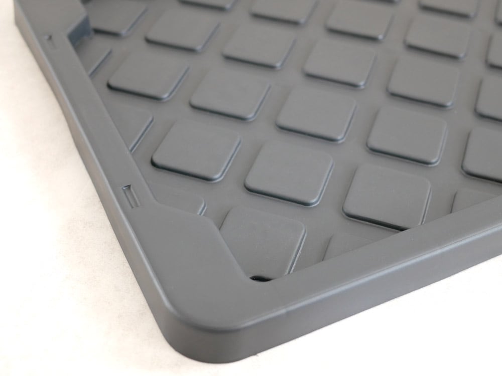 アデペシュ製のシルバー色プラスチック蓋