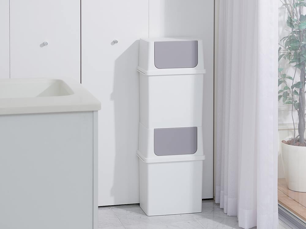 ライクイットの白色フロントオープンゴミ箱