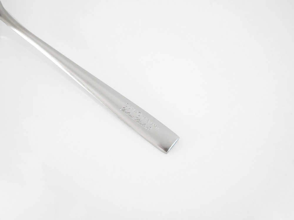 燕振興のSUNAOマット仕上げステンレススプーン