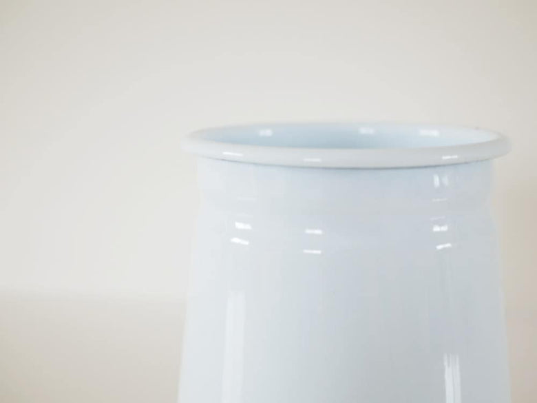 ポッシュリビングのPOMELホーローユーテンシルホルダー