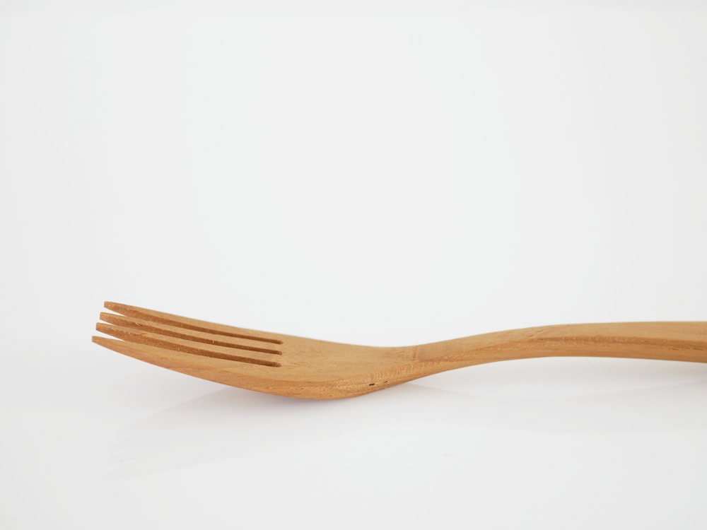 チークウッド製のカトラリーセット