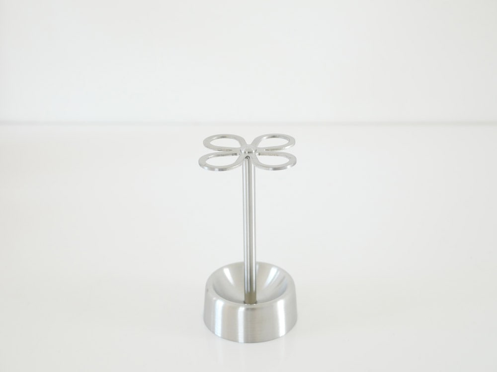 ステンレス製4ホールのトゥースブラシホルダー