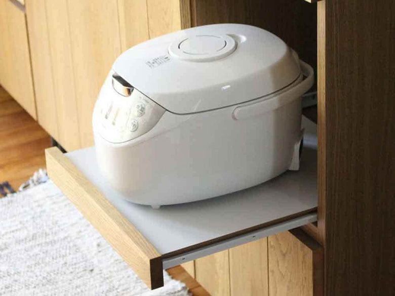 キッチンに置かれたadepeche cadeal カウンターボード