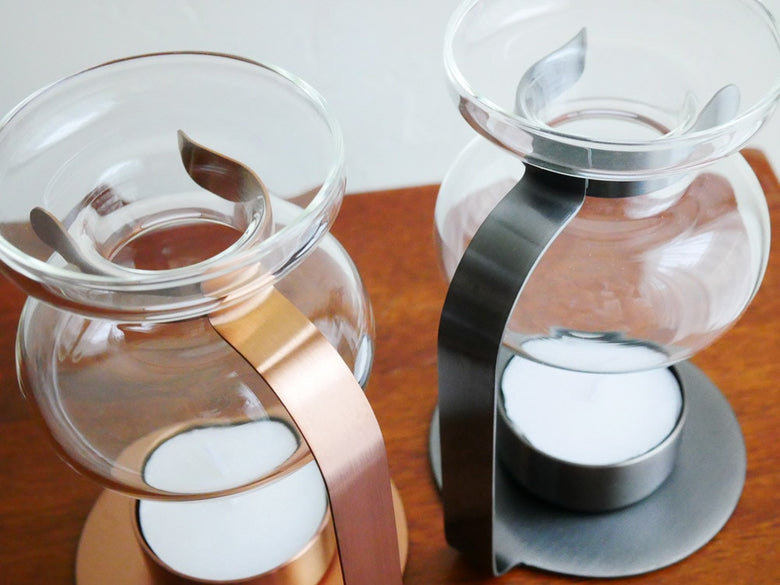 KINTOアロマオイルウォーマーのガラスカップ、蓋、スタンド