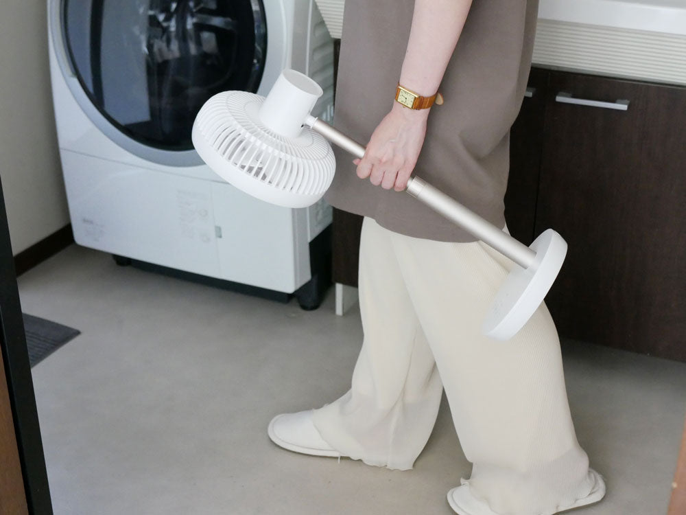 THREEUP充電式スマートデザインファン