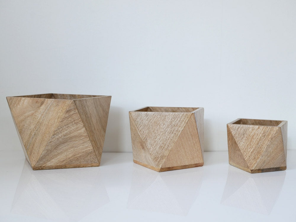POSHリビングのマンゴーウッドポリゴンポットカバー